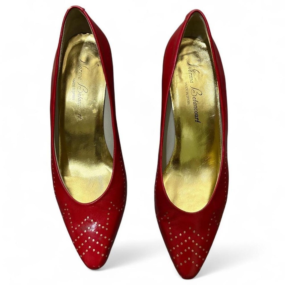 Vintage Norma Betancourt Red Leather Gold Kitten Heels 8.5